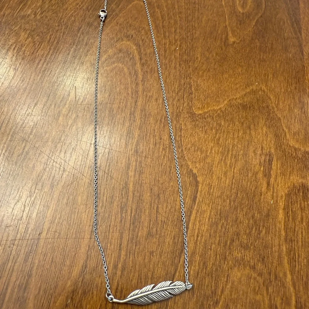 Retired-James Avery Feather Necklace - Picture 2 of 3